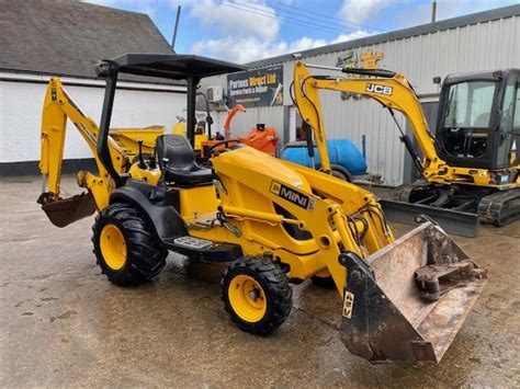 jcb small backhoe